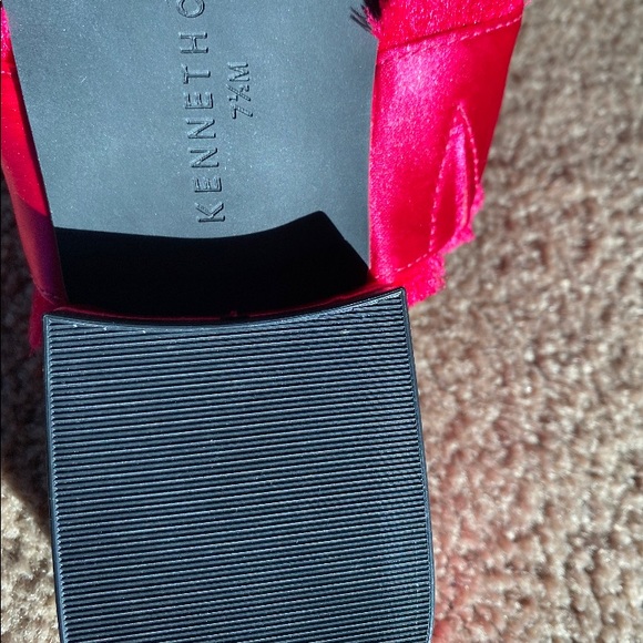 Kenneth Cole Sandals - Picture 14 of 16